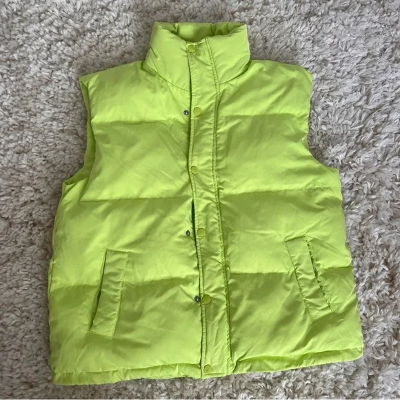 A New Day Women’s Puffer Vest Sleevless Jacket - Size S - Picture 4 of 9